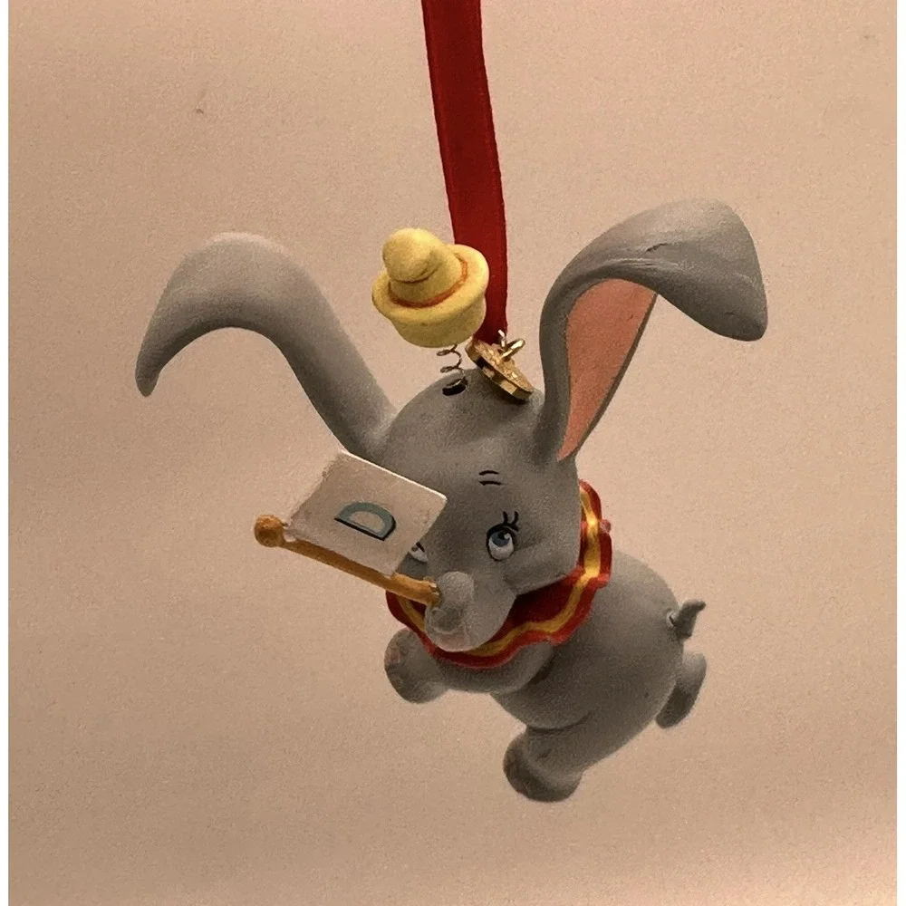 Rare!‎ Disney Store 2014 Sketchbook Dumbo The Flying Elephant Ornament by Disney
